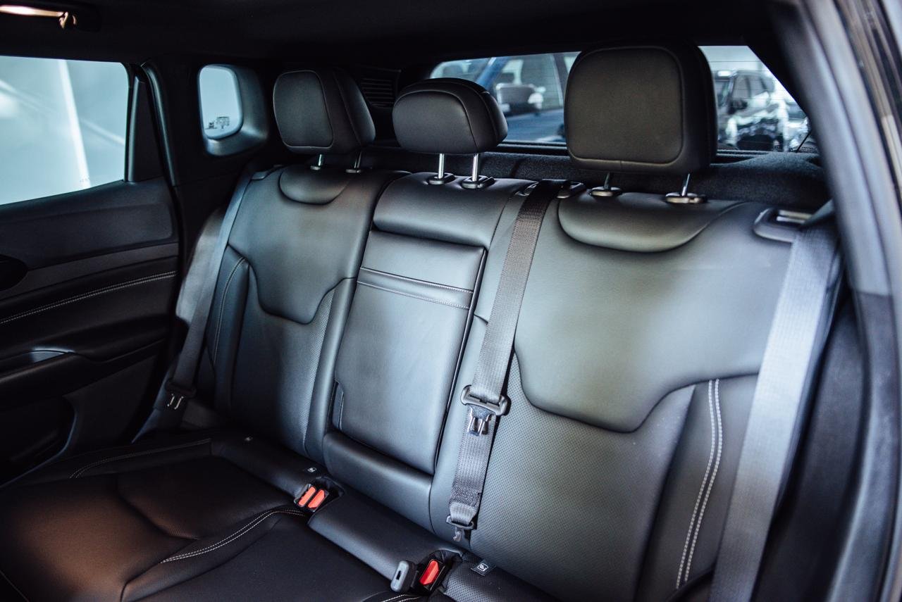 
 JEEP COMPASS S1.3 T 270 880 km 2025 full									