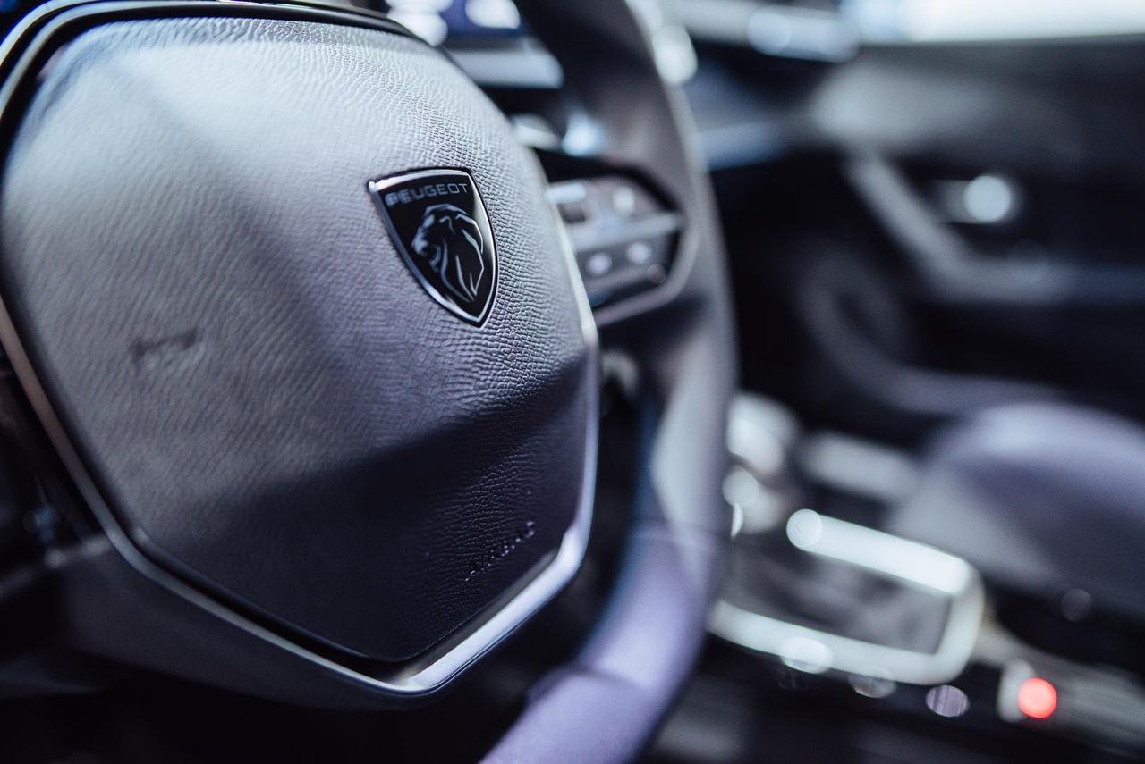 
 VOLKSWAGEN TIGUAN 2018 full									