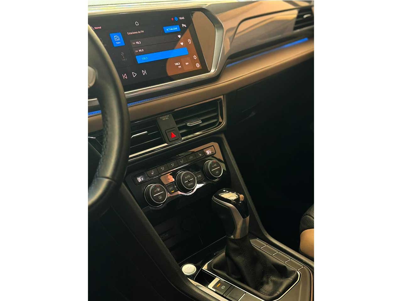 
 Volkswagen Taos full									