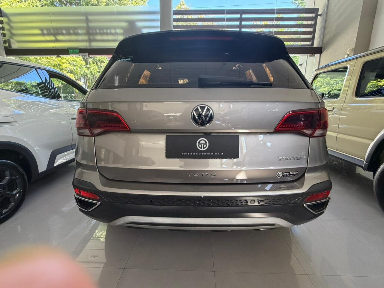
 Volkswagen Taos full									