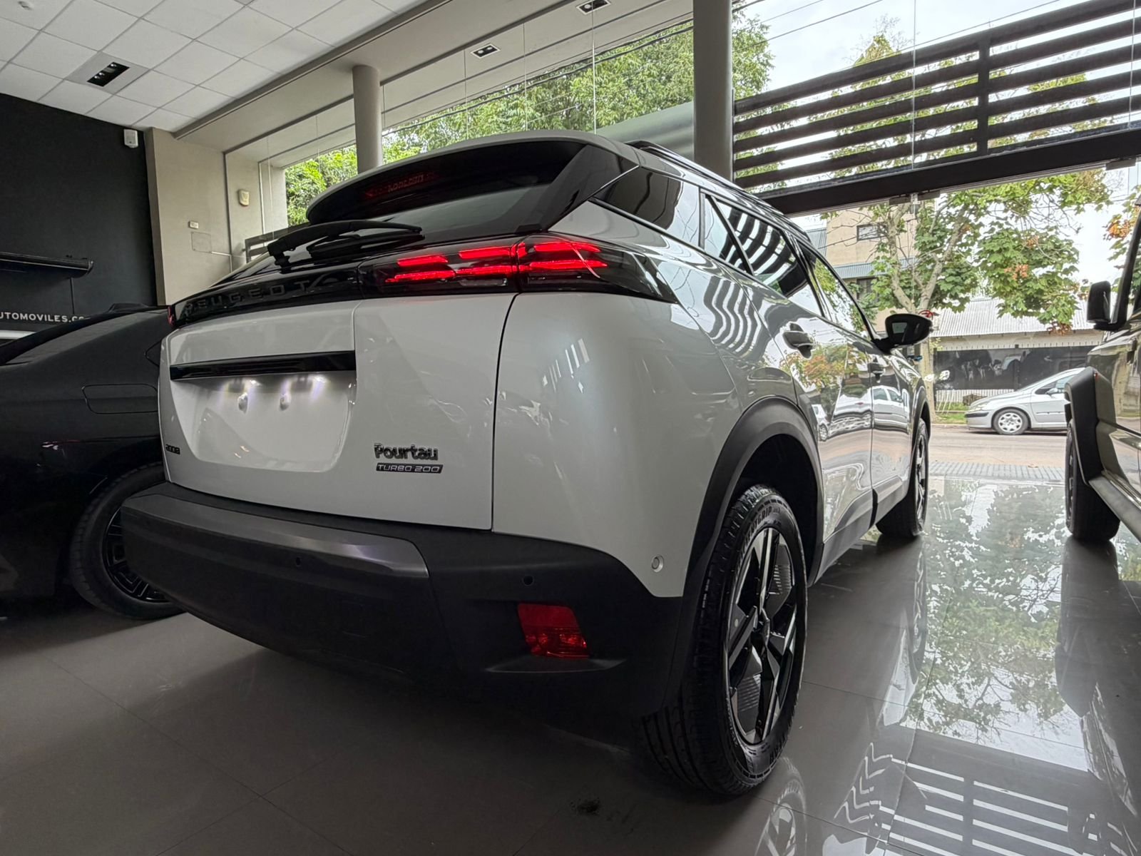 
 Peugeot 2008 Allure 0km 1.0 T CVT full									