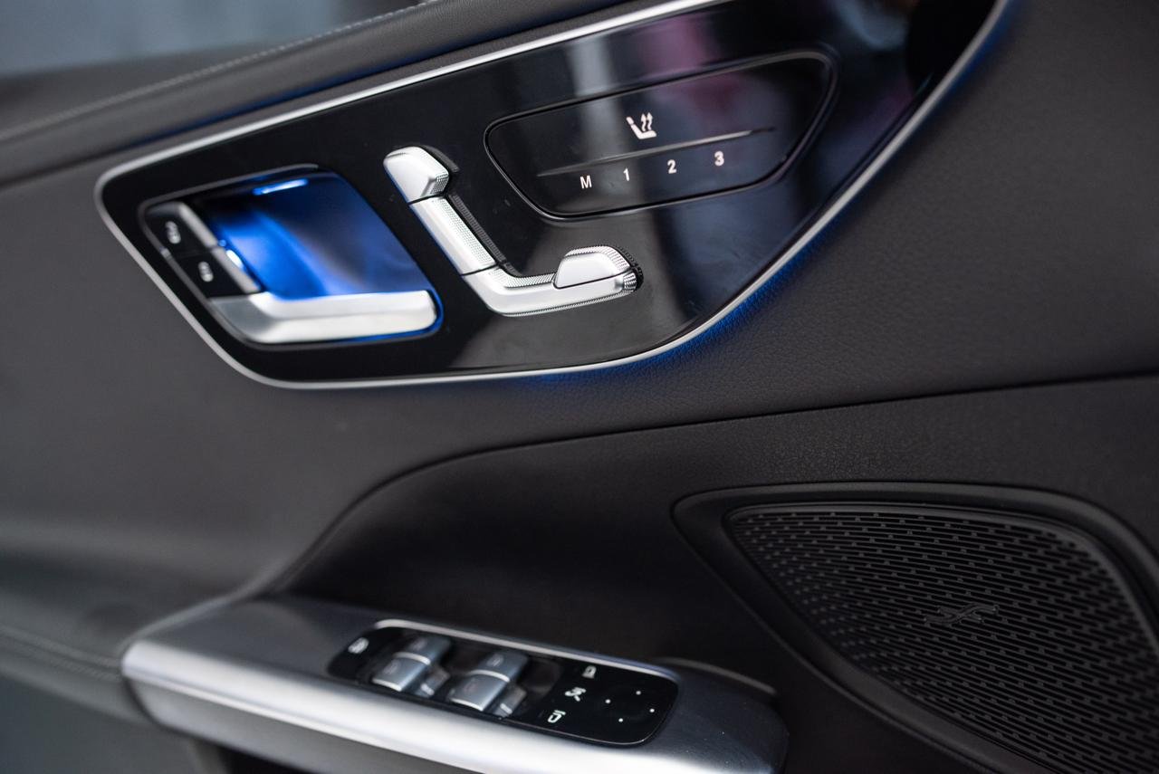 
 MERCEDES BENZ CLASE C full									