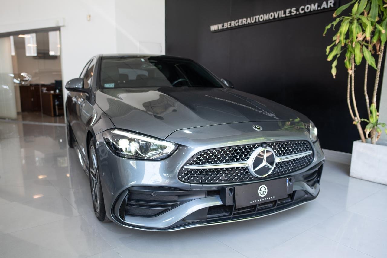 
 MERCEDES BENZ CLASE C full									