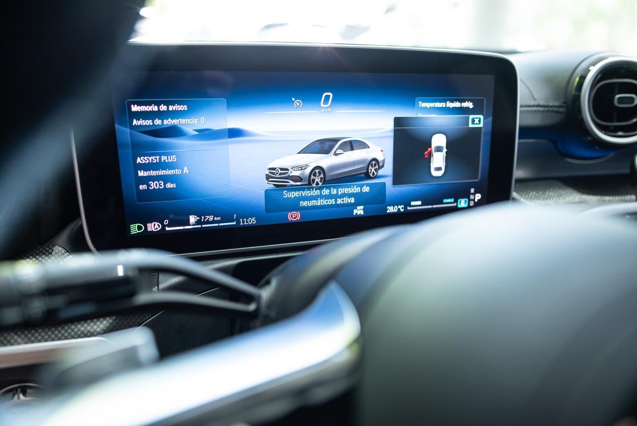 
 MERCEDES BENZ CLASE C full									