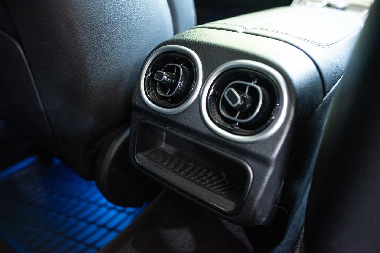 
 MERCEDES BENZ CLASE C full									