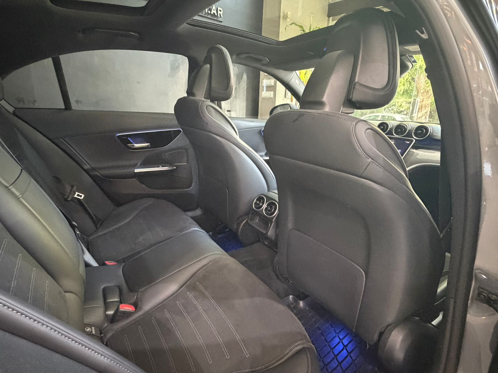 
 MERCEDES BENZ CLASE C full									