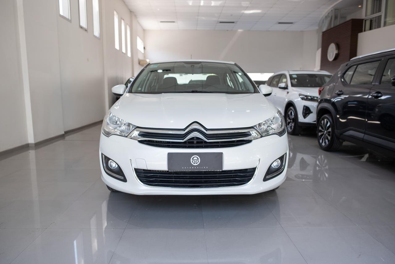 
 CITROEN C4 LOUNGE THP FEELPACK MT 2018 61000km full									