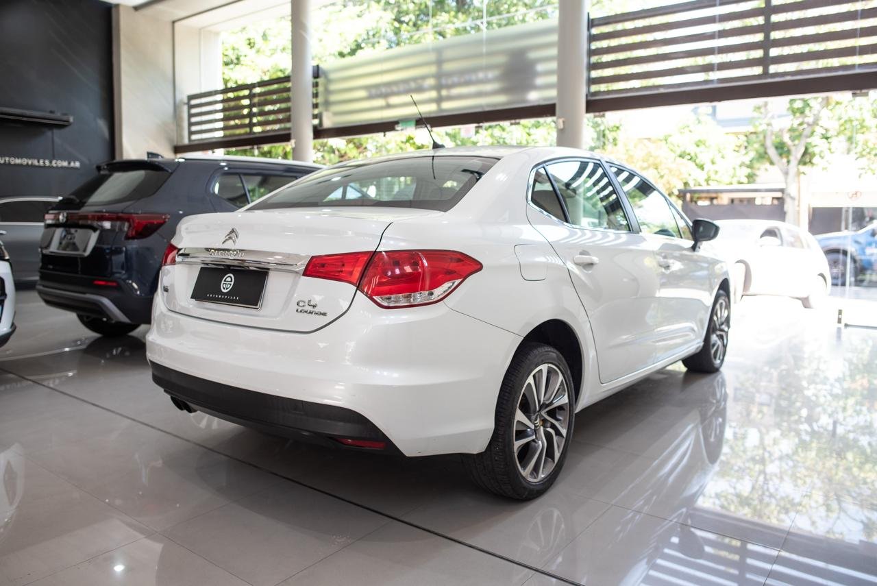 
 CITROEN C4 LOUNGE THP FEELPACK MT 2018 61000km full									