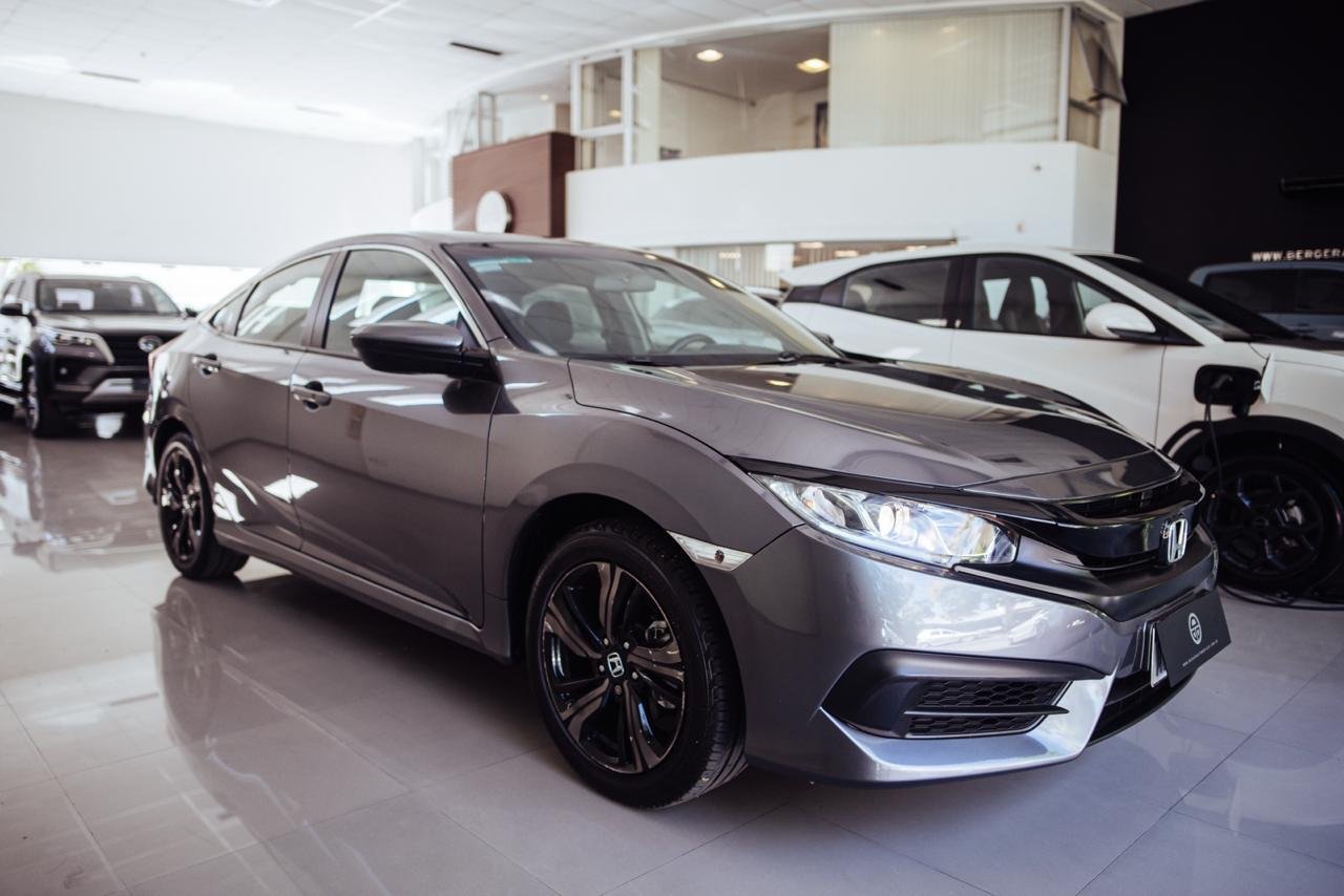 
 Honda Civic EX 2017 122000km full									