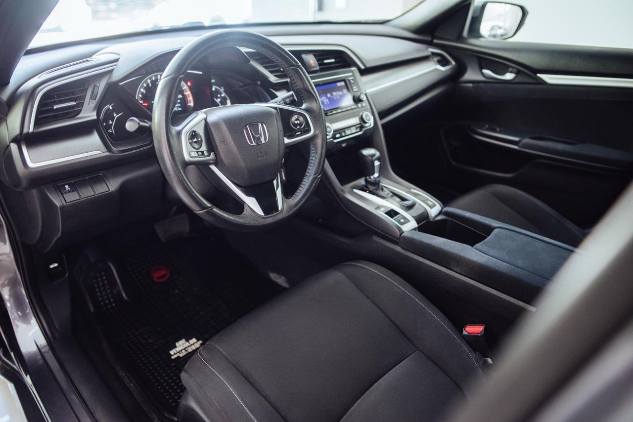 
 Honda Civic EX 2017 122000km full									