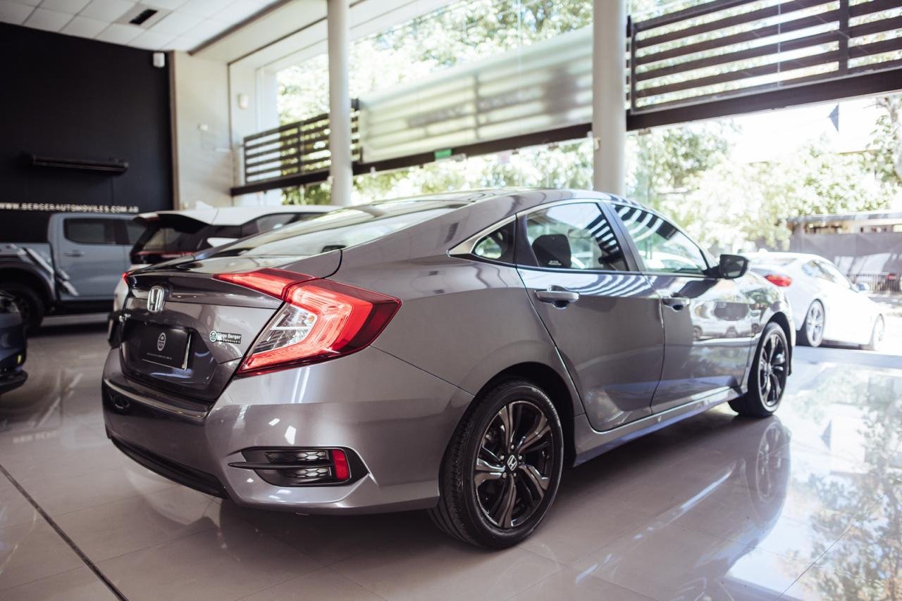 
 Honda Civic EX 2017 122000km full									