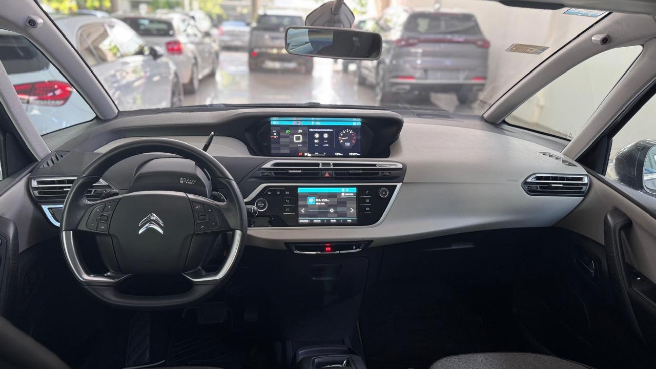 
 C4 Picasso feelpack AT6 2018 70000km full									