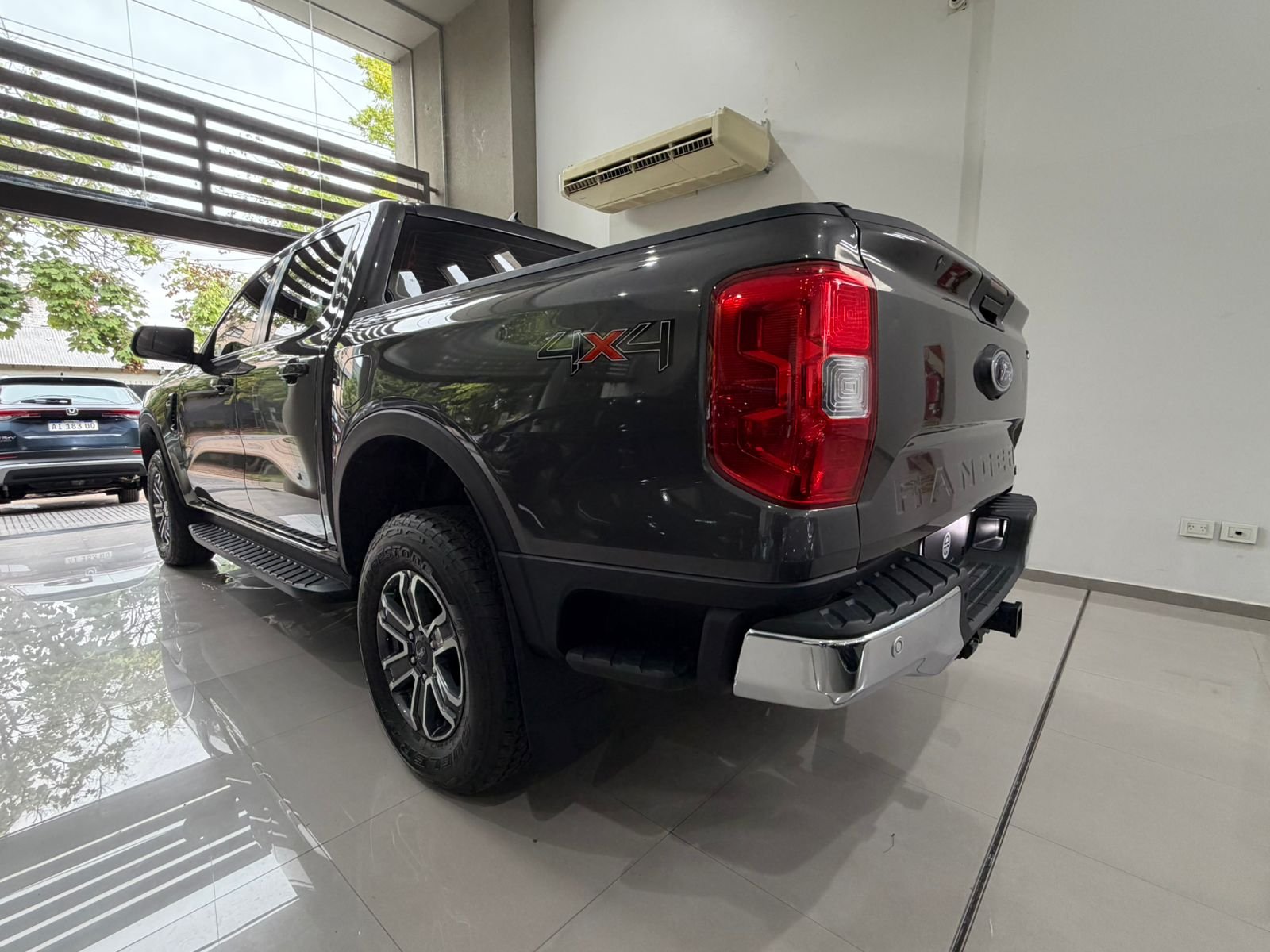 
 Ford Ranger  BIT XLT full									