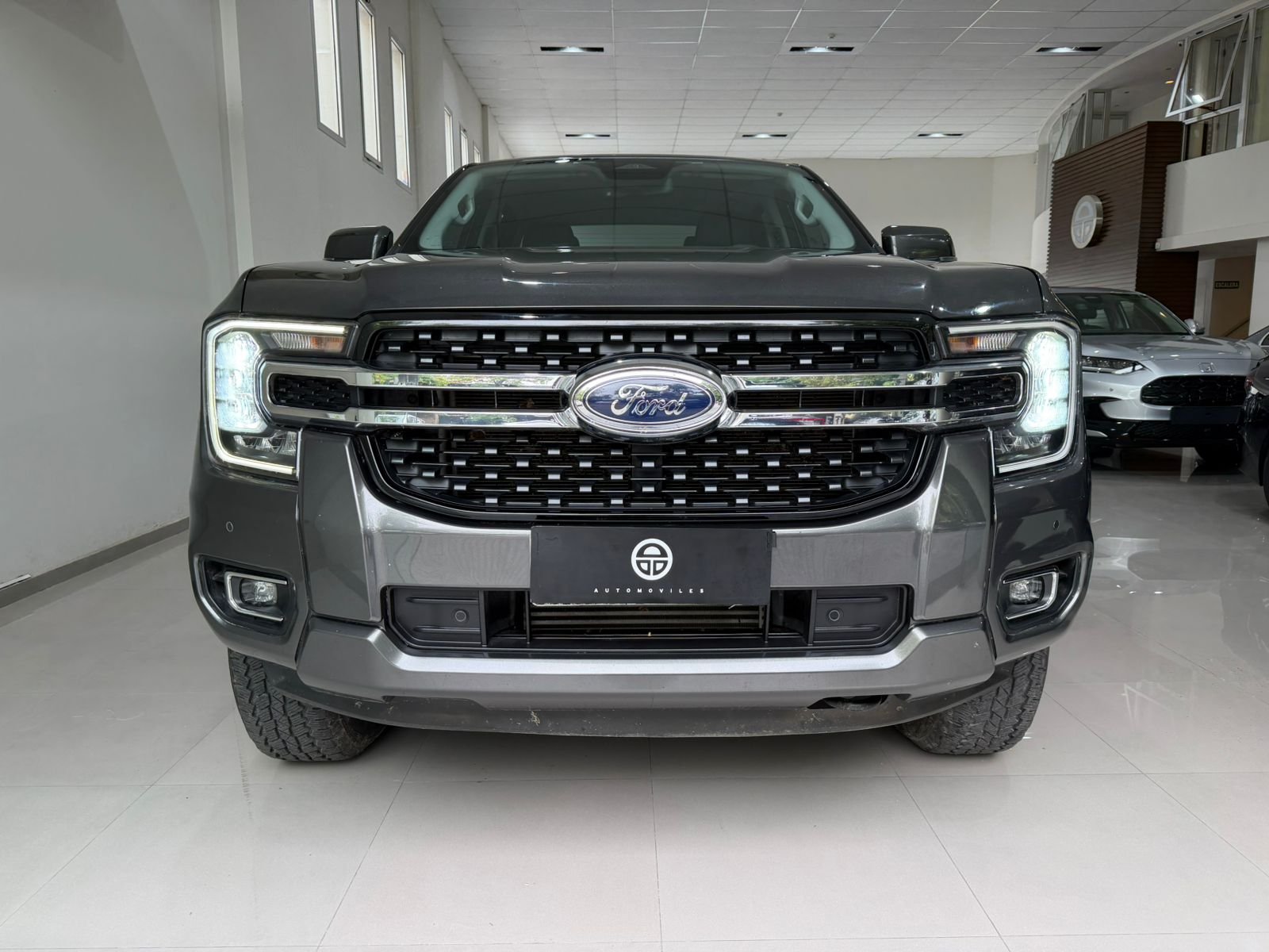 
 Ford Ranger  BIT XLT full									