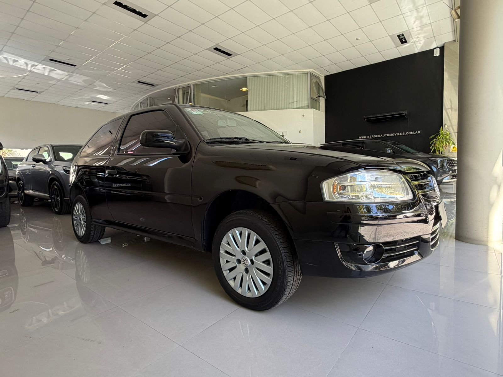 
 Volkswagen Gol 1,4 L 2012 130000 km full									