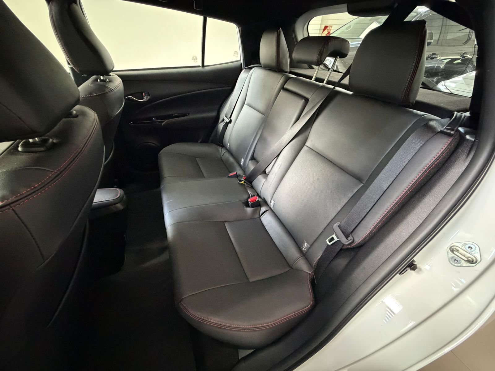 
 Toyota Yaris S 2025 1.5 CVT Tope de Gama 6200 km full									