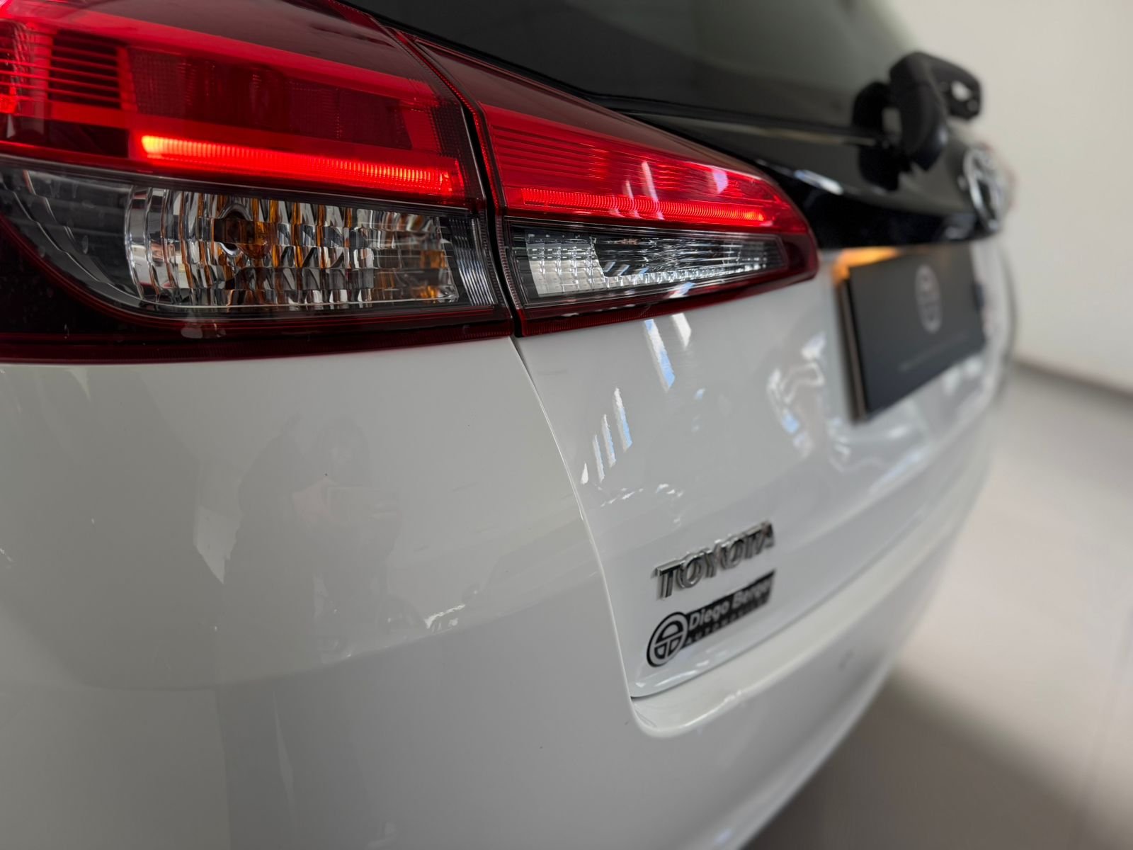 
 Toyota Yaris S 2025 1.5 CVT Tope de Gama 6200 km full									