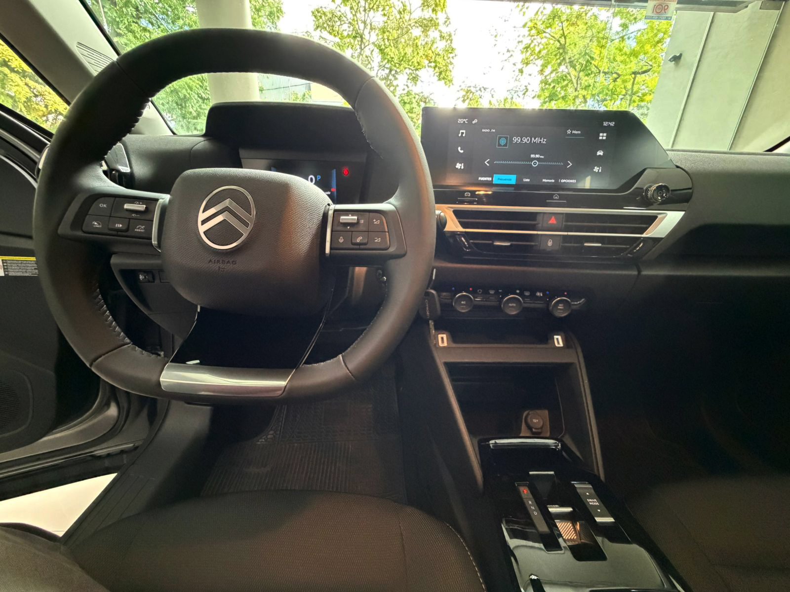 
 Citroen Nuevo C4 1.2 Hybrid Plus 0km 2026 entrega inmediata full									