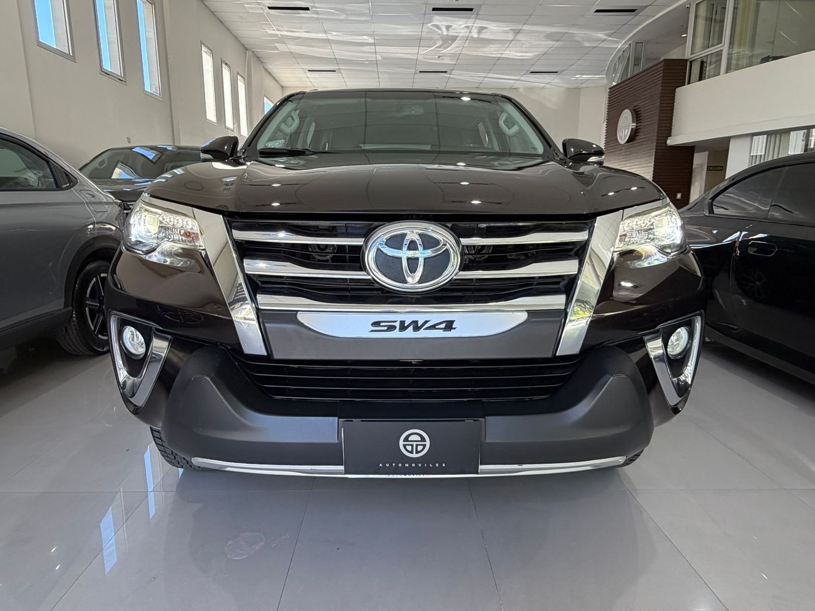 
 Toyota SW4 SRX 7 A 2.8 2015 165000 km full									