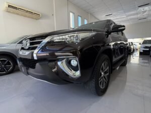 Toyota SW4 SRX 7 A 2.8 2015 165000 km