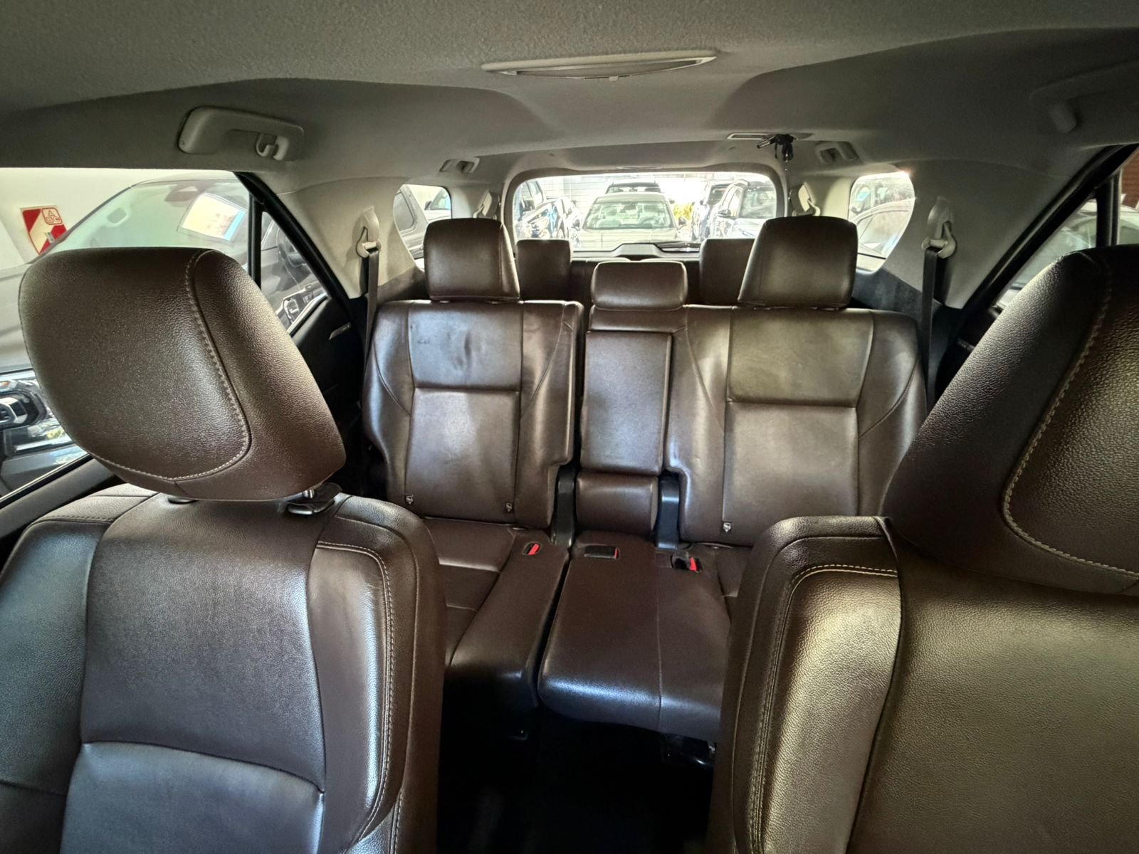 
 Toyota SW4 SRX 7 A 2.8 2015 165000 km full									