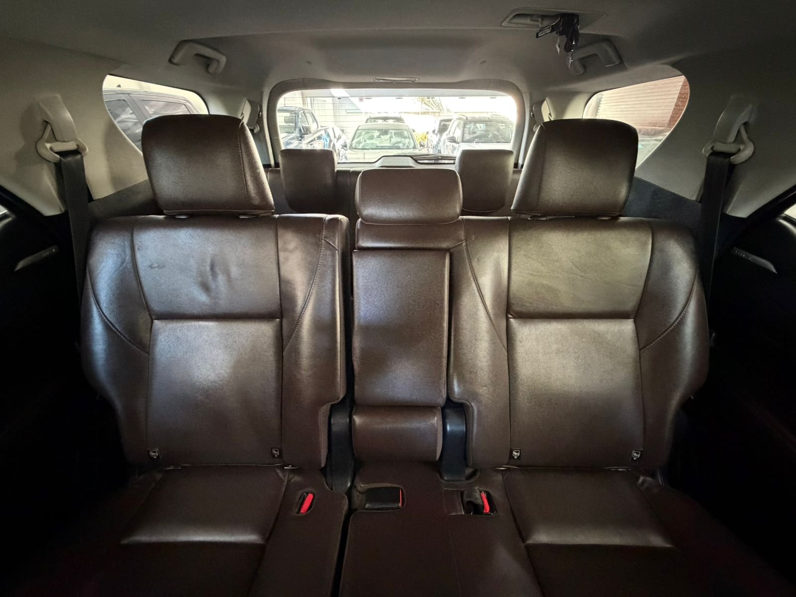 
 Toyota SW4 SRX 7 A 2.8 2015 165000 km full									