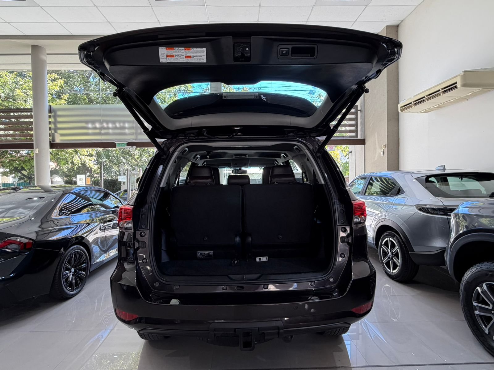 
 Toyota SW4 SRX 7 A 2.8 2015 165000 km full									