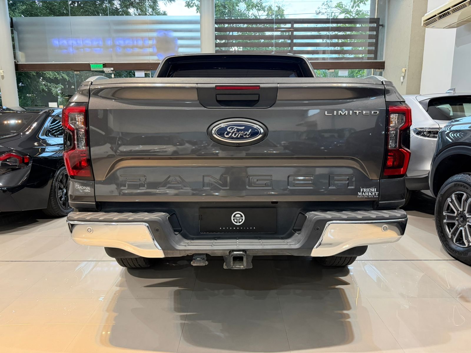 
 Ford Ranger Limited V6 4X4 35000km full									