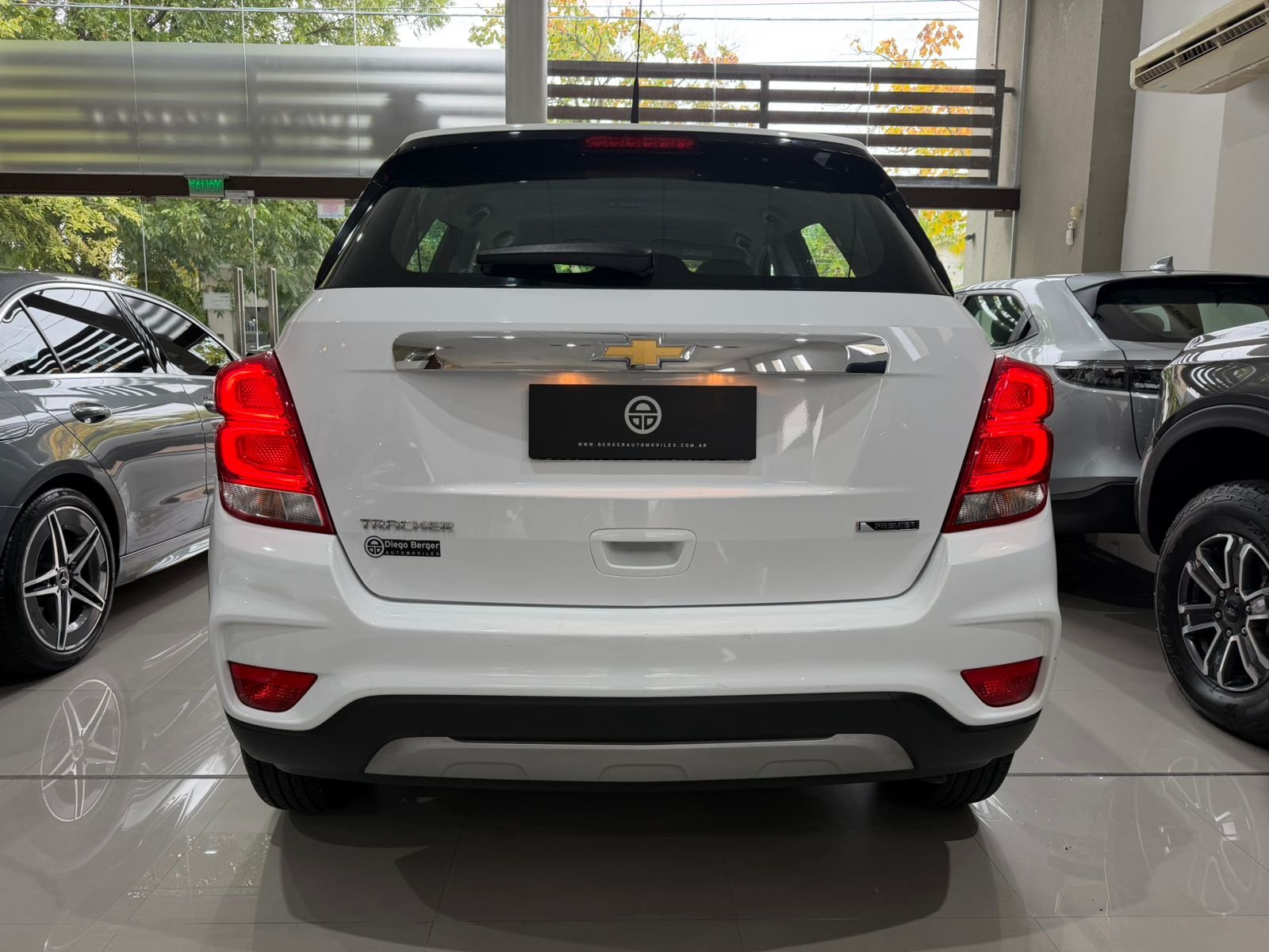 
 Chevrolet Tracker Premier MT 2018 47000km full									