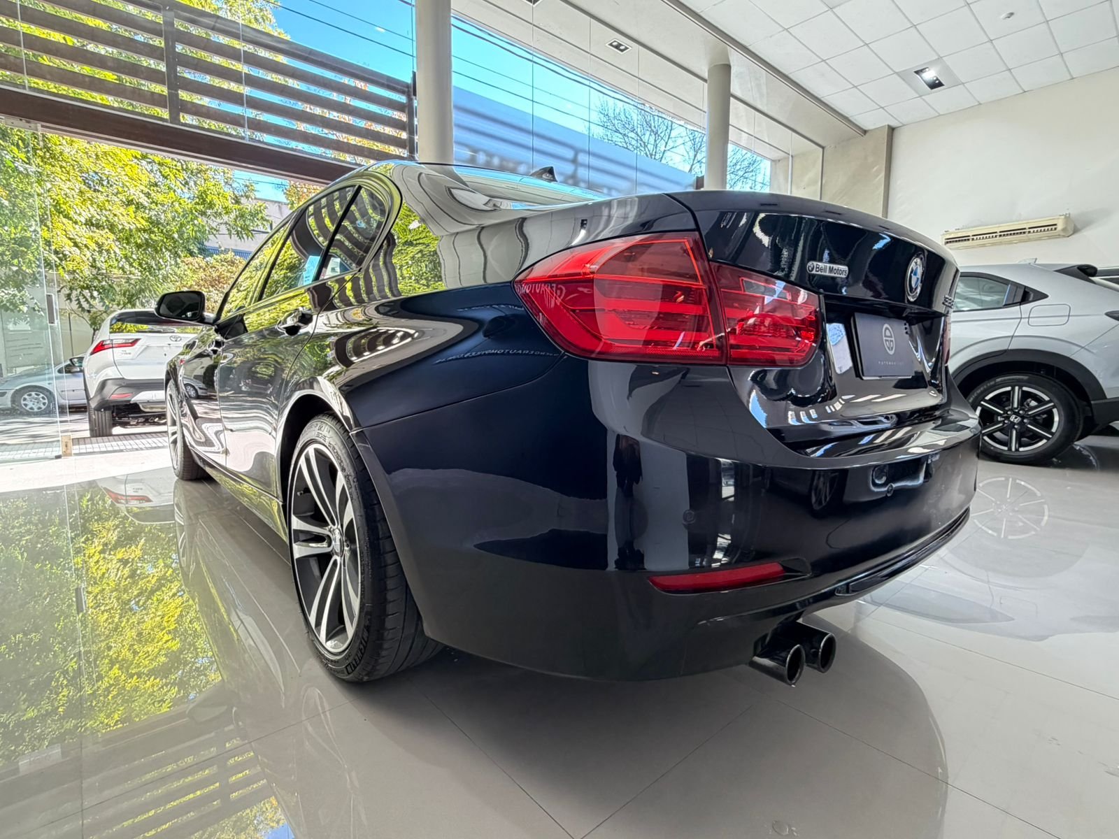 
 BMW 328 Sport 2013 151000km full									