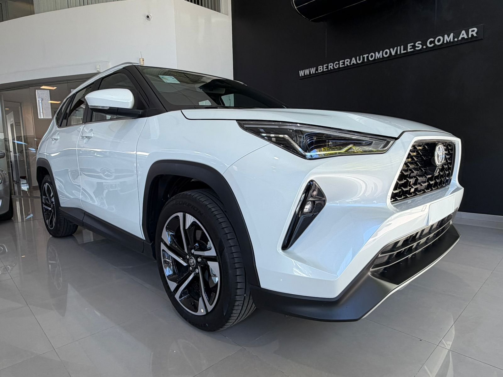 
 Nuevo Yaris Cross Seg 2026 full									