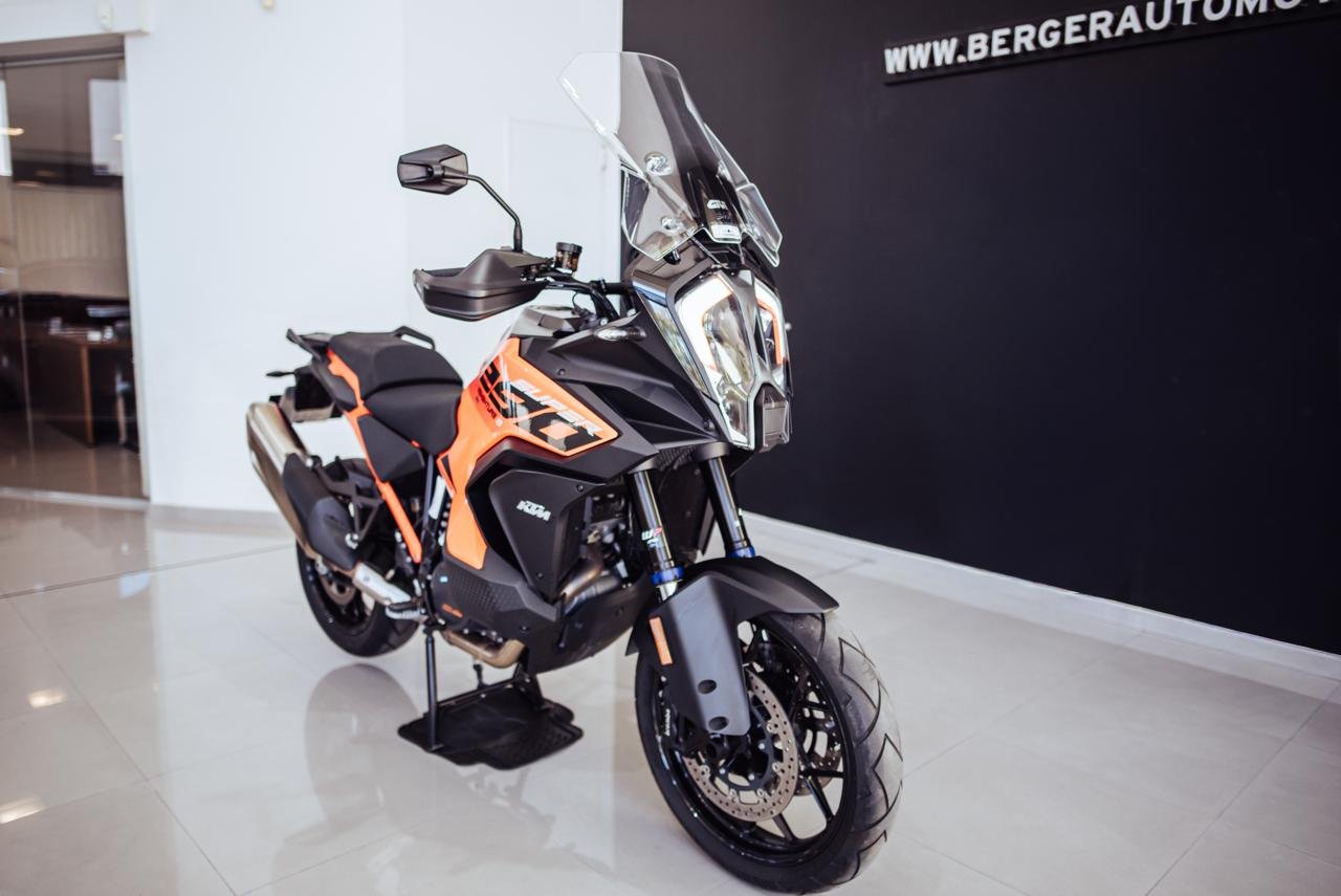 
 KTM 1290 SUPER ADVENTURE S 2025 7900km full									