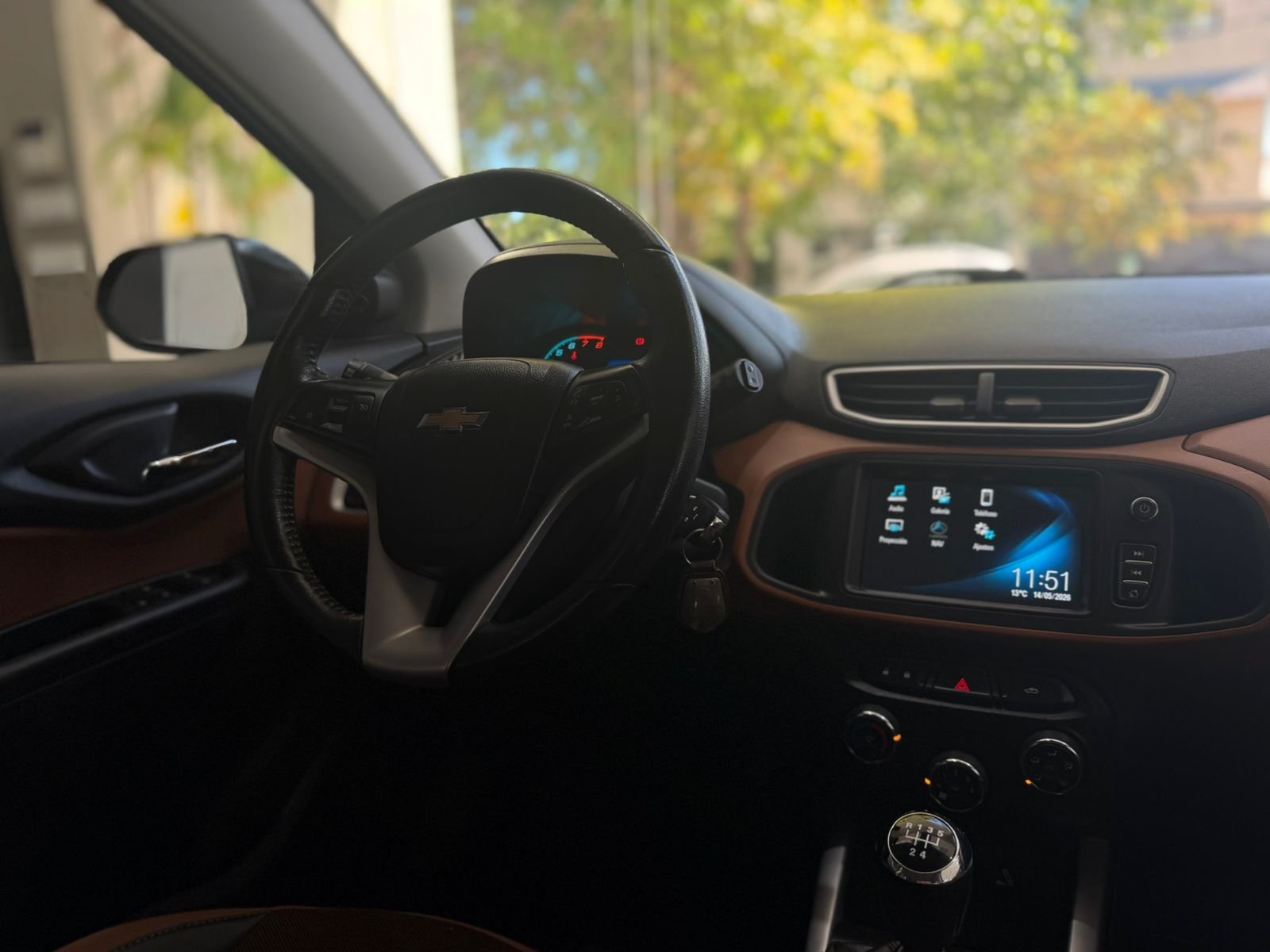 
 CREVROLET ÓNIX ACTIV 2017 116000km full									