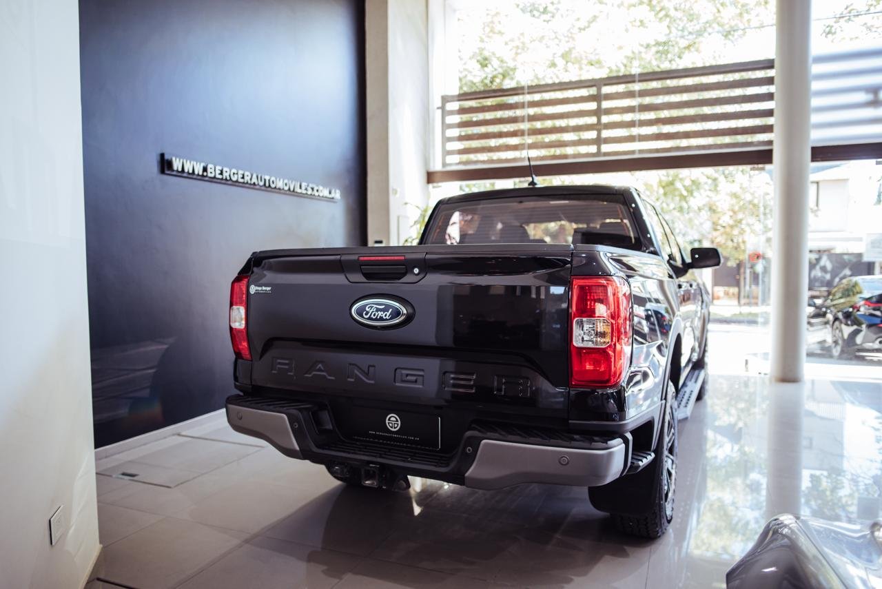
 FORD RANGER XLS V6 AT10 2024 34000km full									