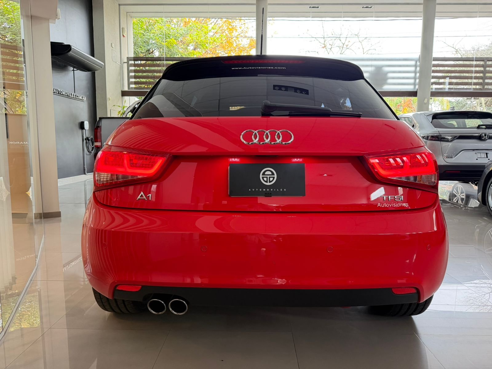 
 Audi A1 Sportback 2013 124000km full									