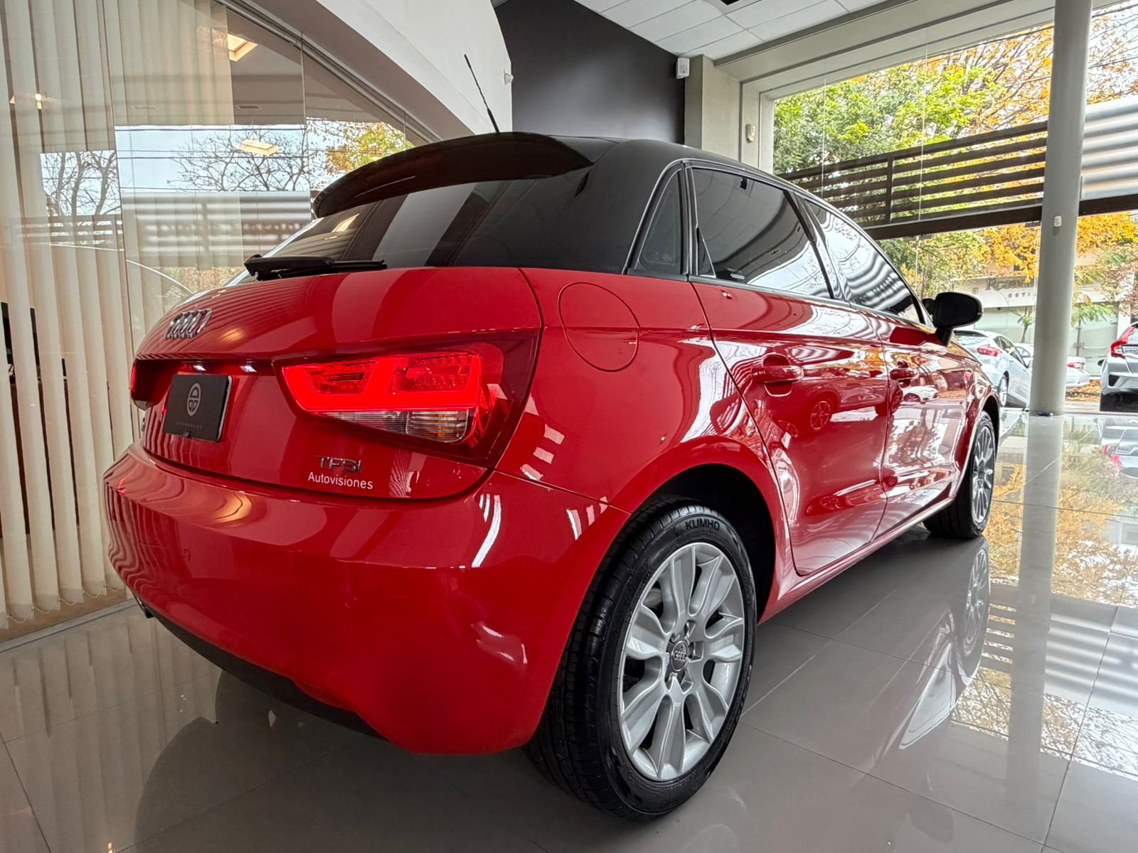 
 Audi A1 Sportback 2013 124000km full									