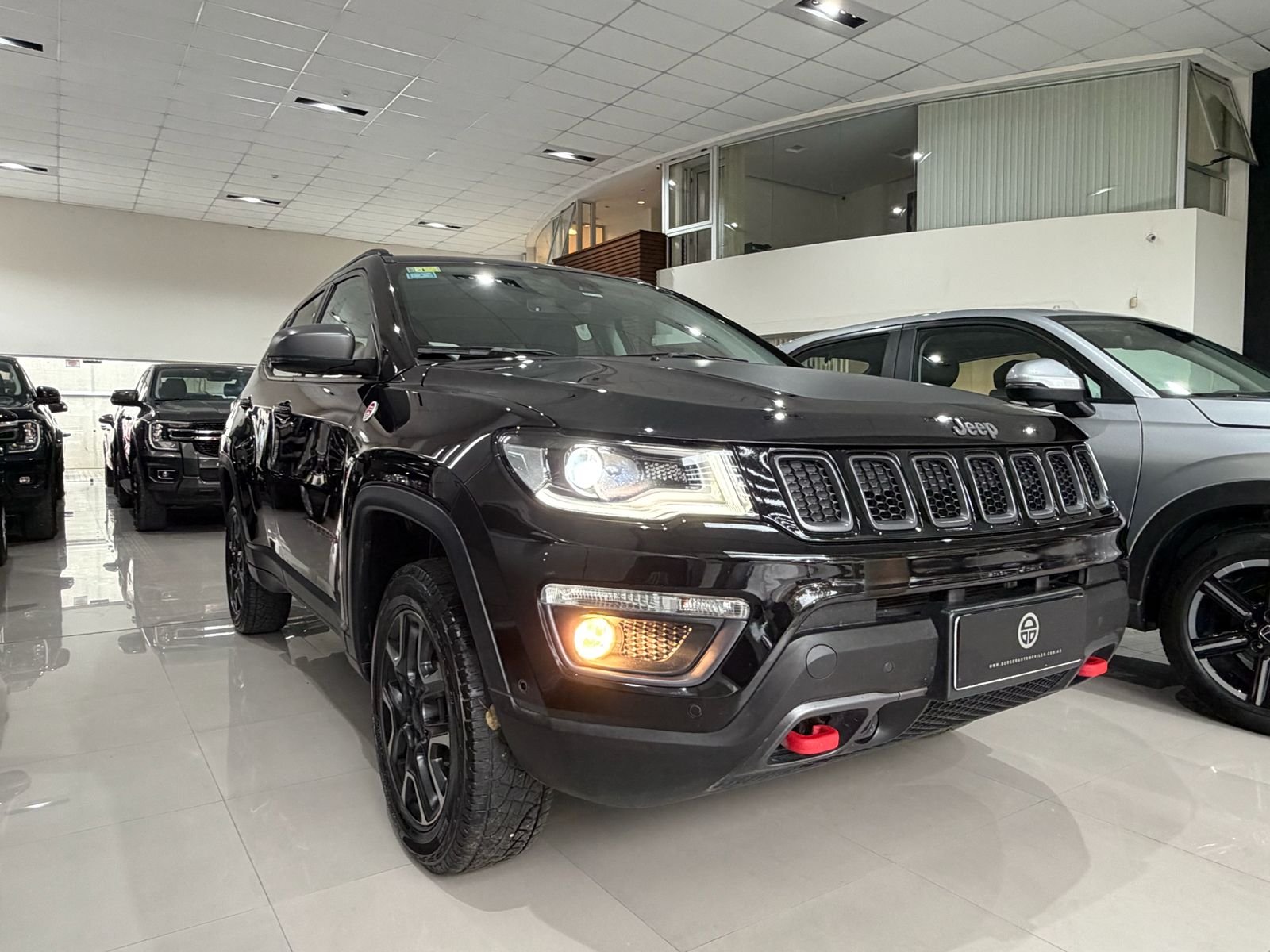 
 Jeep Compass 2.0 TD AT 9 4×4 Trailhawk 2021  95000km full									