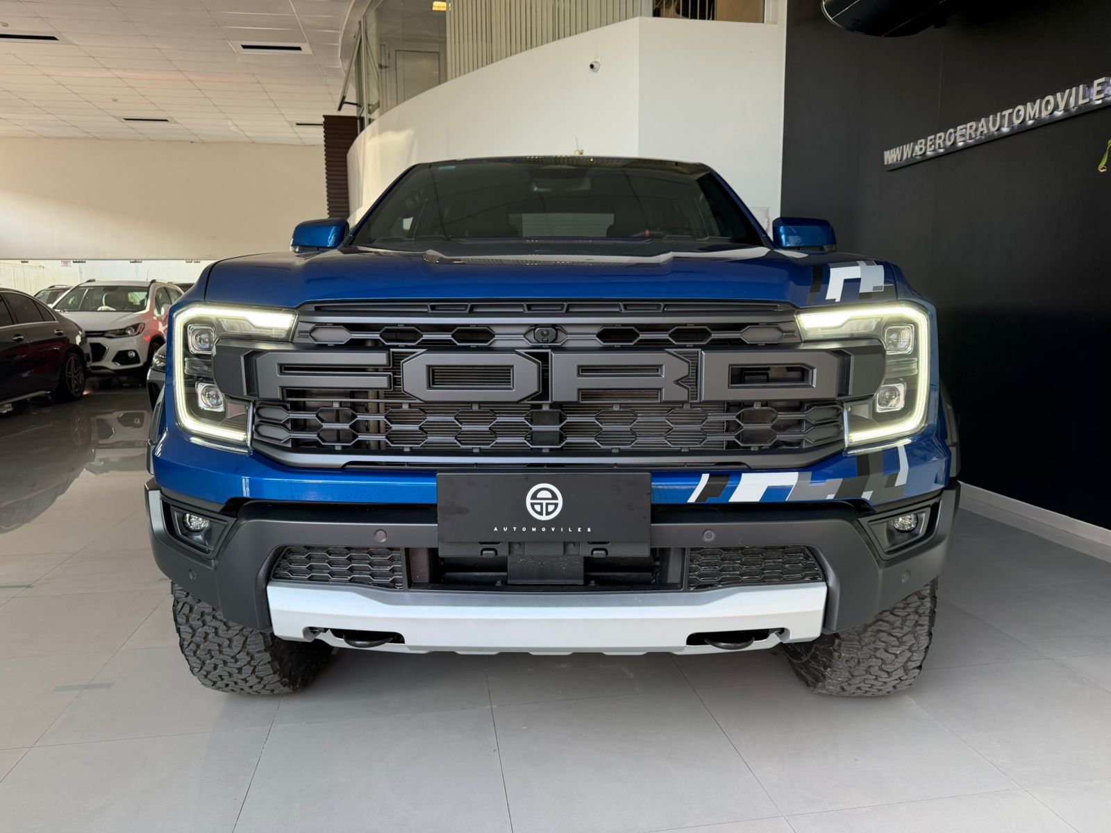 
 Ford Ranger Raptor 3.0 L V6 4×4 10 AT 2025 800km full									