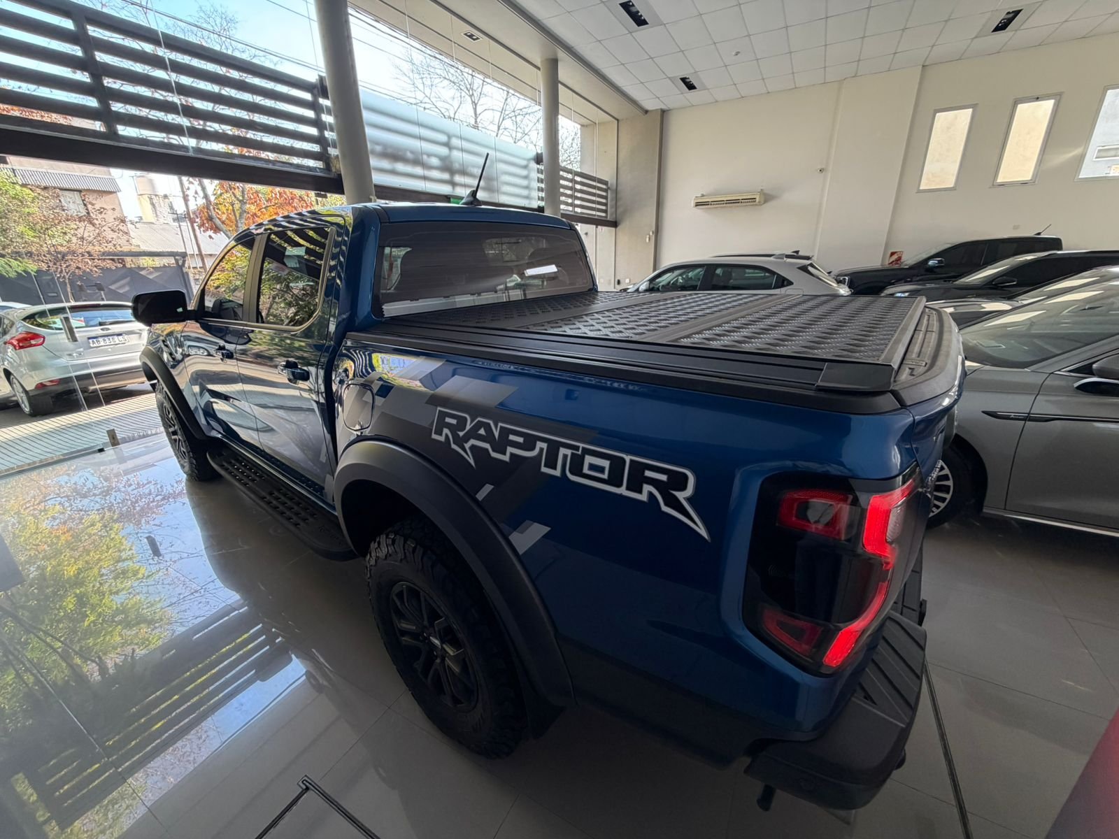 
 Ford Ranger Raptor 3.0 L V6 4×4 10 AT 2025 800km full									