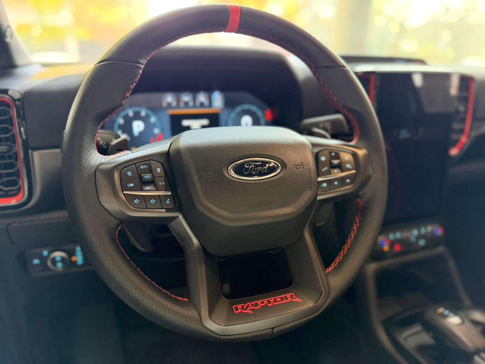 
 Ford Ranger Raptor 3.0 L V6 4×4 10 AT 2025 800km full									
