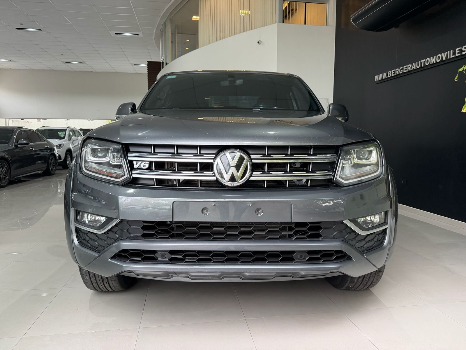
 Volkswagen Amarok Highline V6 2020 148000km full									