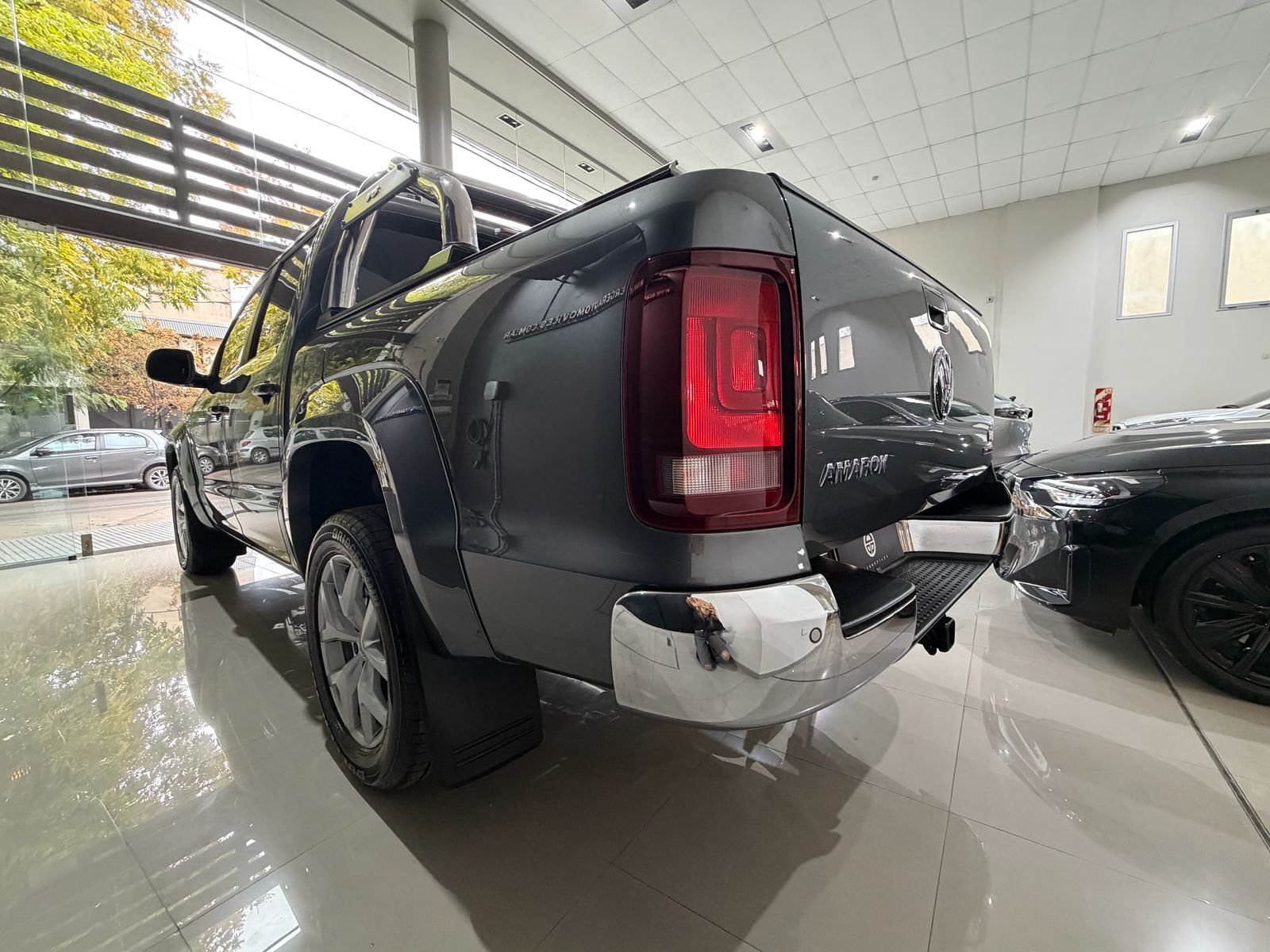 
 Volkswagen Amarok Highline V6 2020 148000km full									