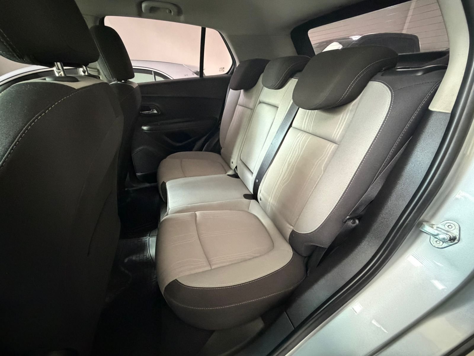 
 Chevrolet Tracker LTZ 2015 MT 145000 full									