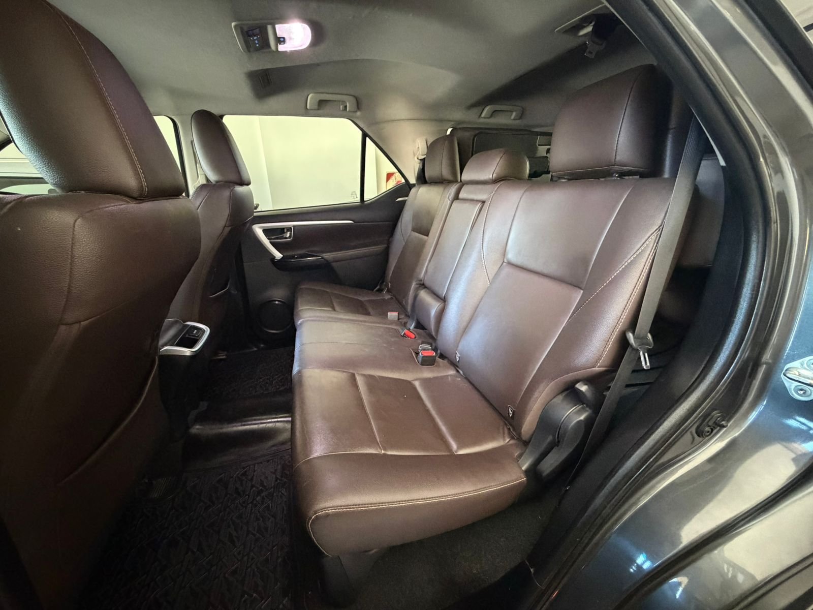 
 Toyota SW4 2020 SRX 7A 132000 km full									