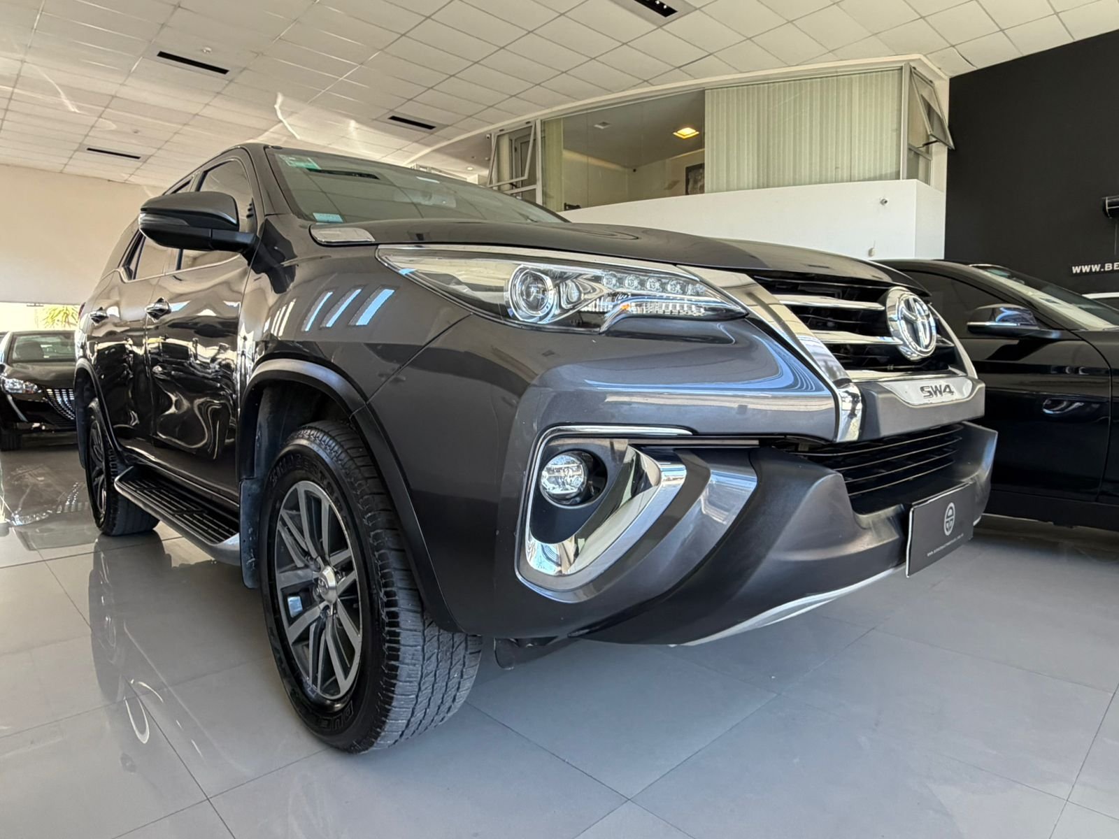 
 Toyota SW4 2020 SRX 7A 132000 km full									