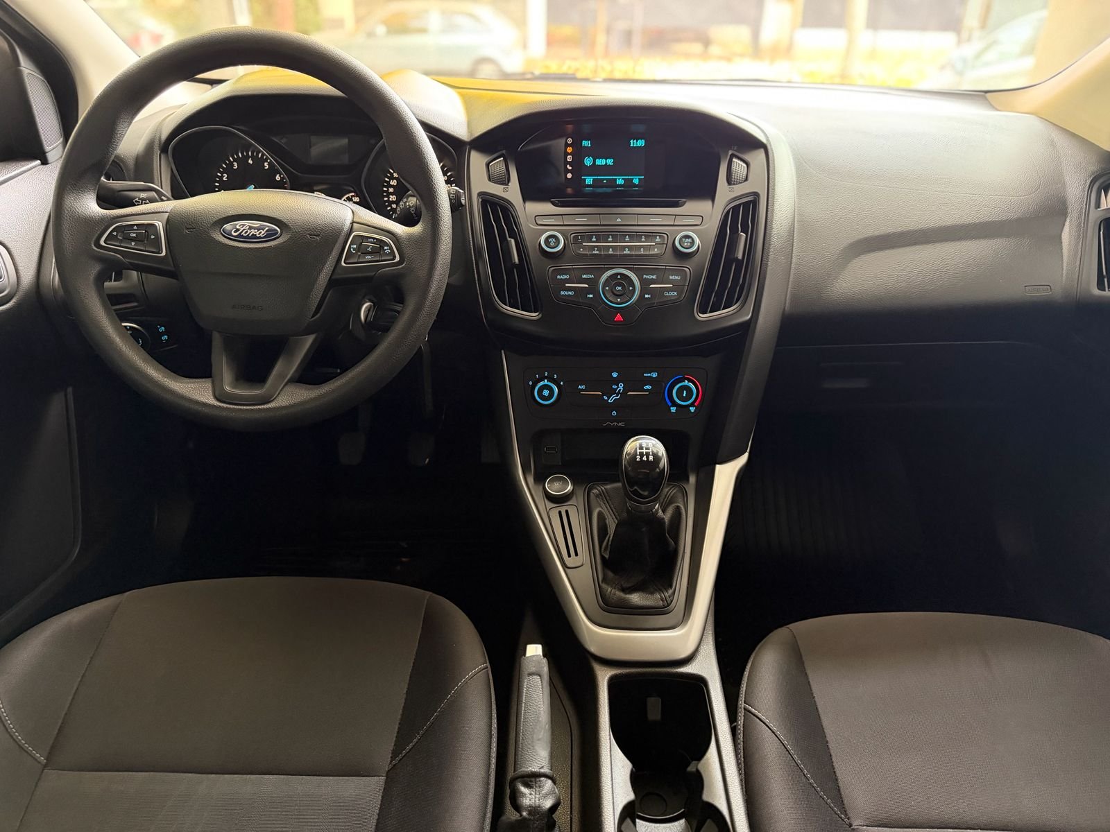 
 Ford Focus S 2017 110000km full									