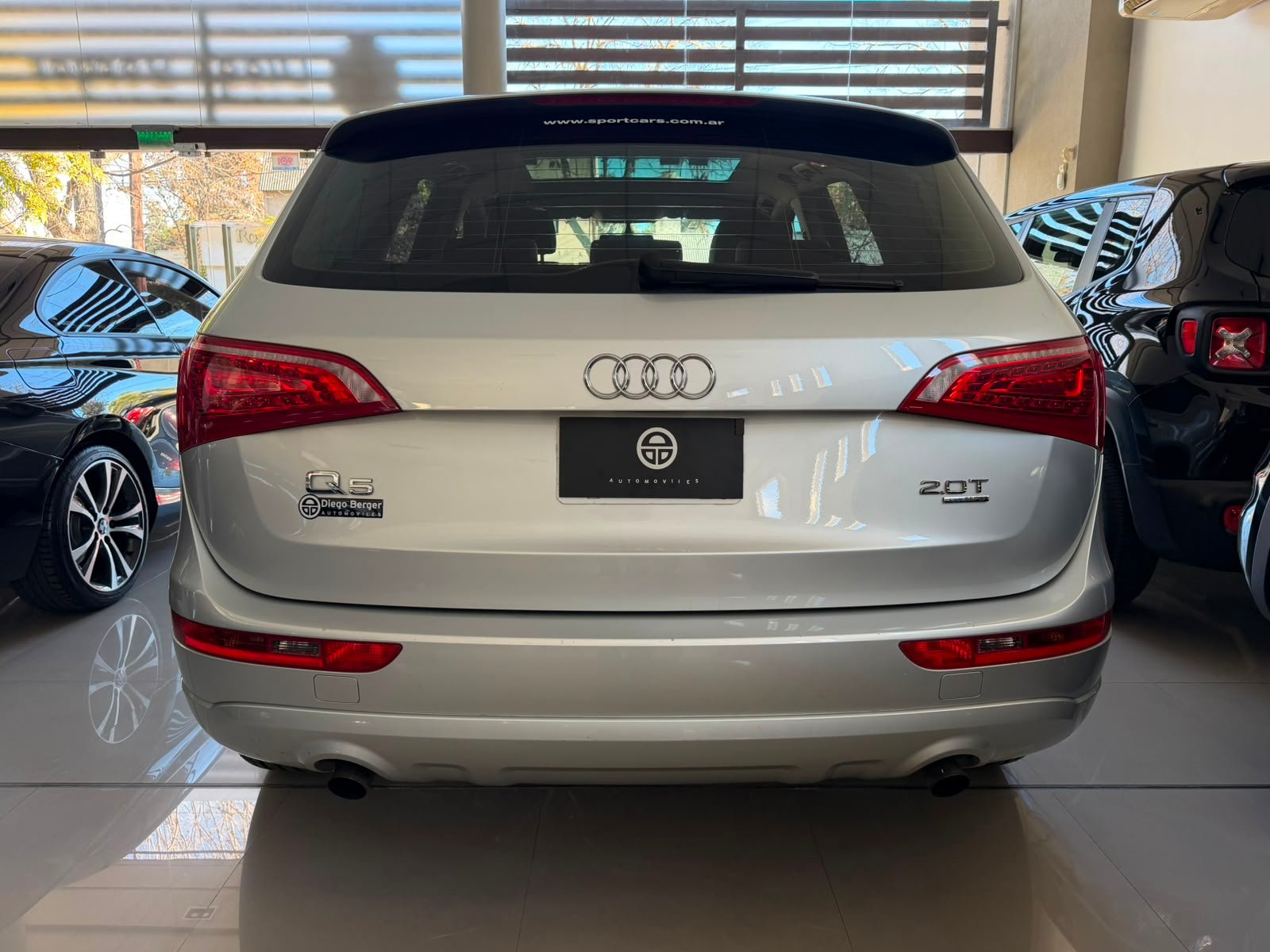 
 Audi Q5 2.0 TSFI AT 2011 61000 km full									