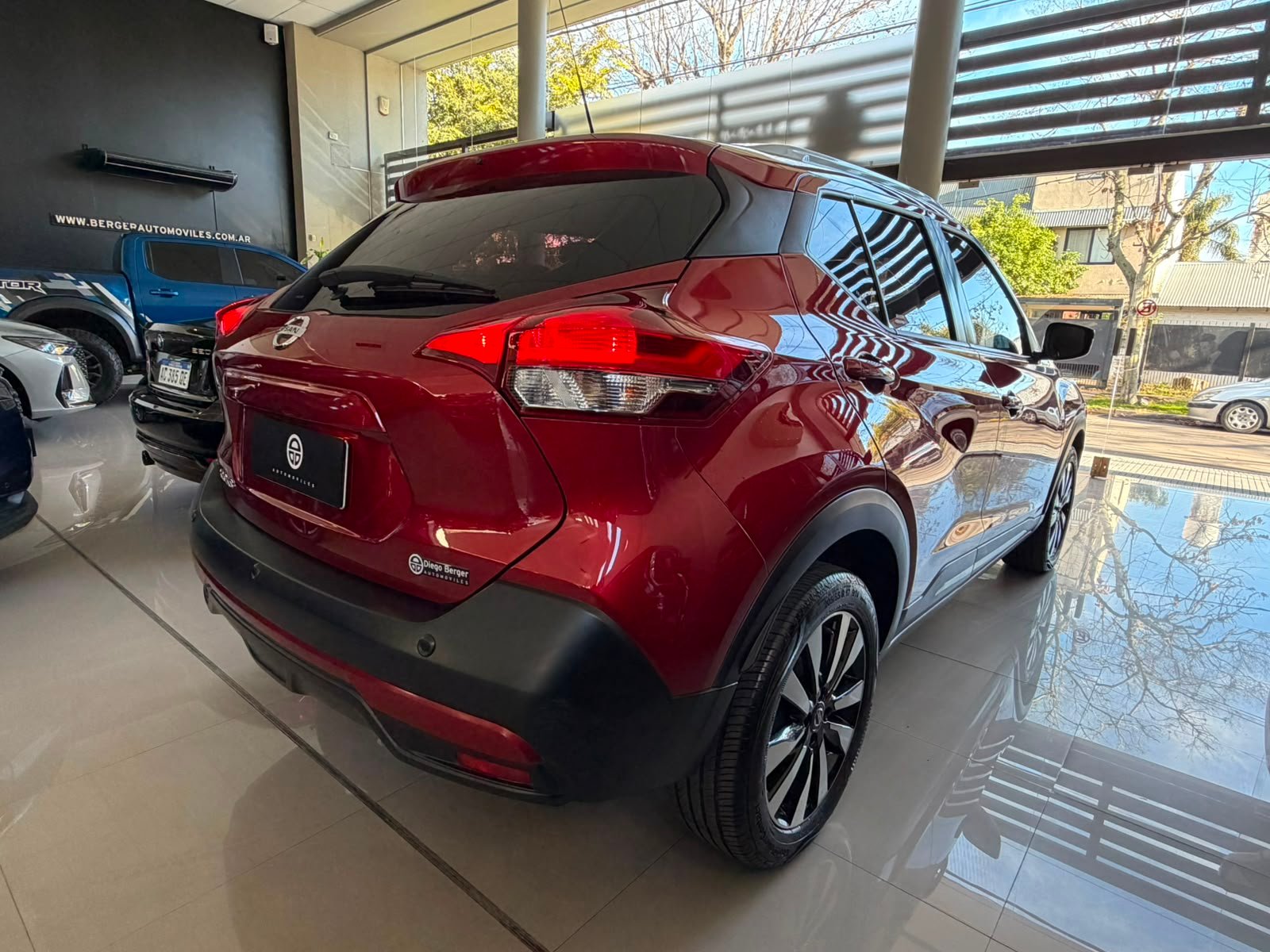 
 Nissan Kicks Advanced CVT F2 2019 73000km full									