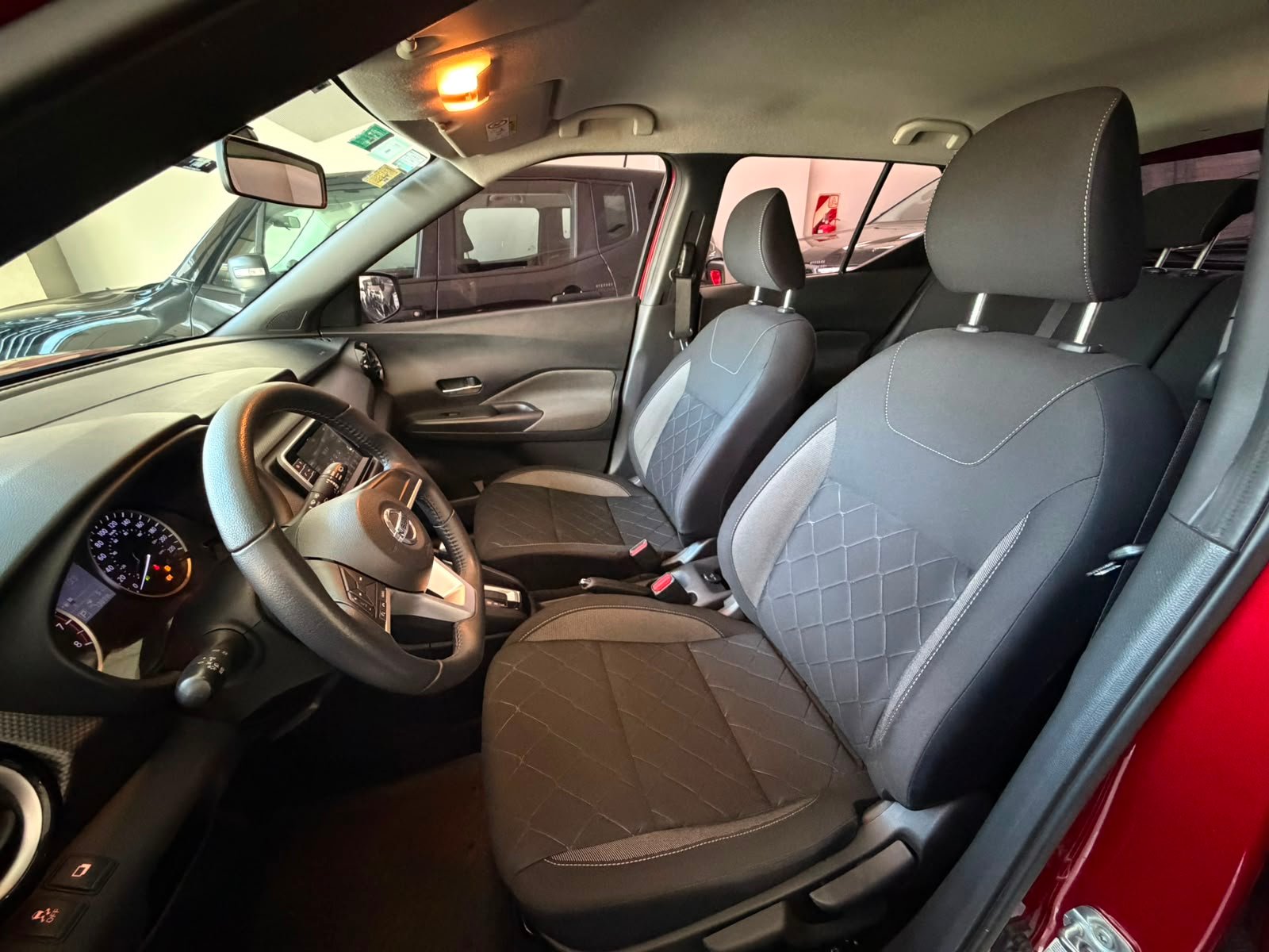
 Nissan Kicks Advanced CVT F2 2019 73000km full									