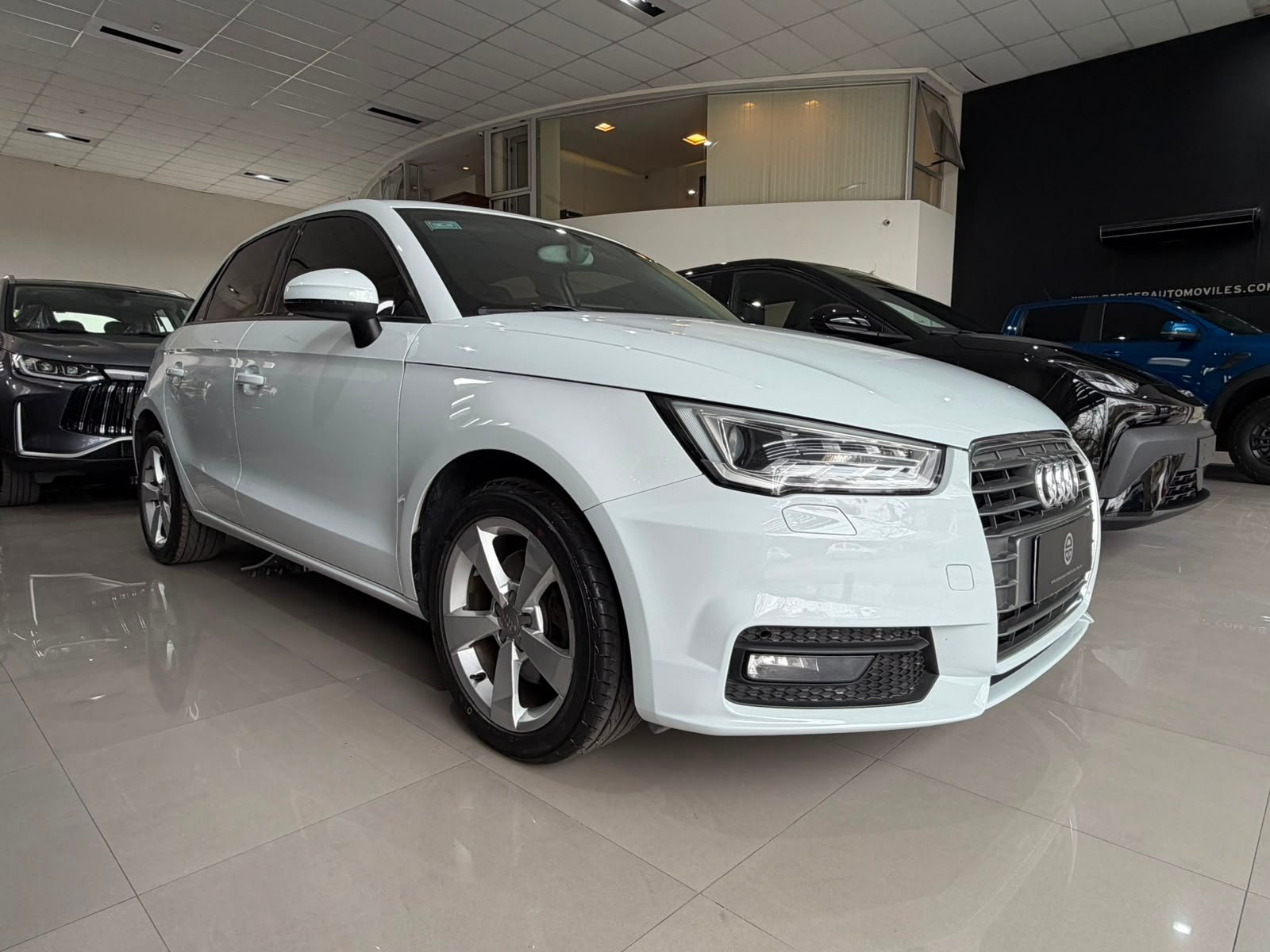 
 audi a1 sportback 1.4 tfsi at 2017 full									
